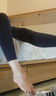 �˶�Ь���༰˿����κ�����ˬ�Ը�����������